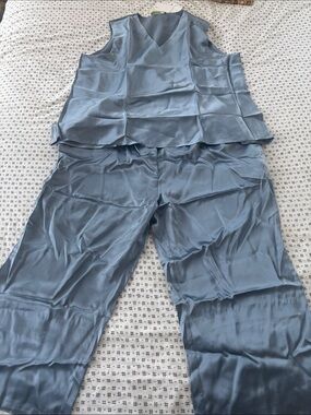 Ellesilk pants&top set, gray/blue, sleeveless,v-neck,cropped pants, size 1X